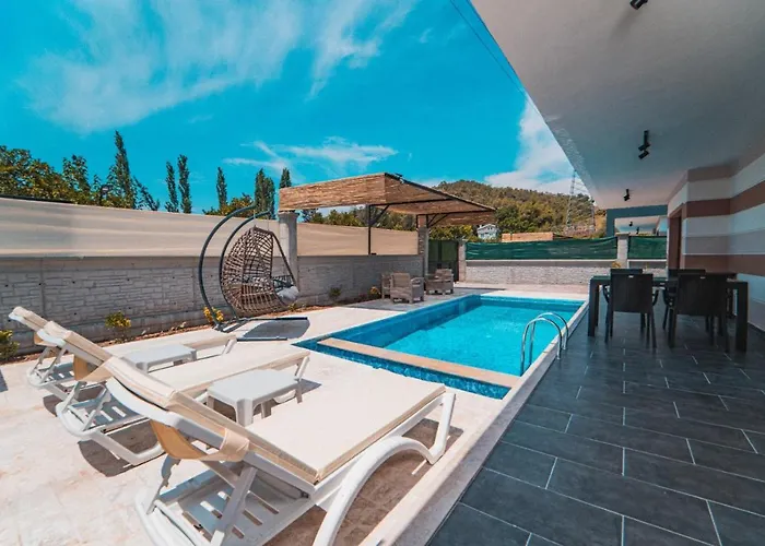 Villa Orange Blossom