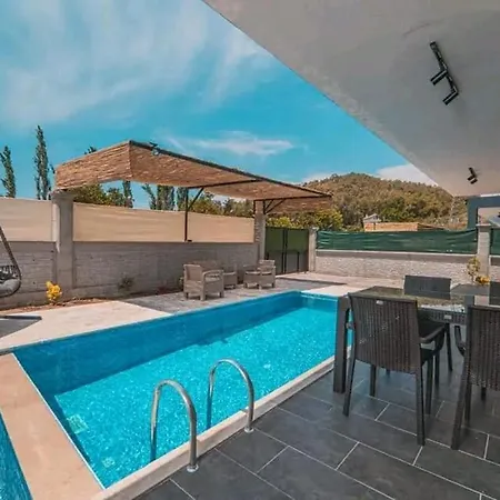 Orange Blossom Villa *